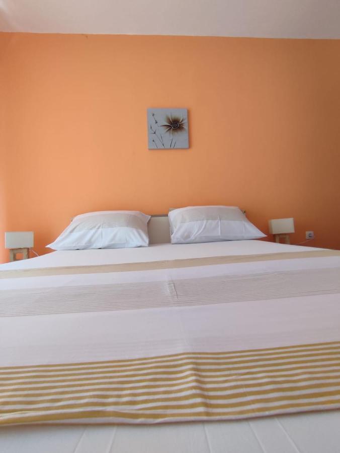 Apartments Laus Завалатица Екстериор снимка