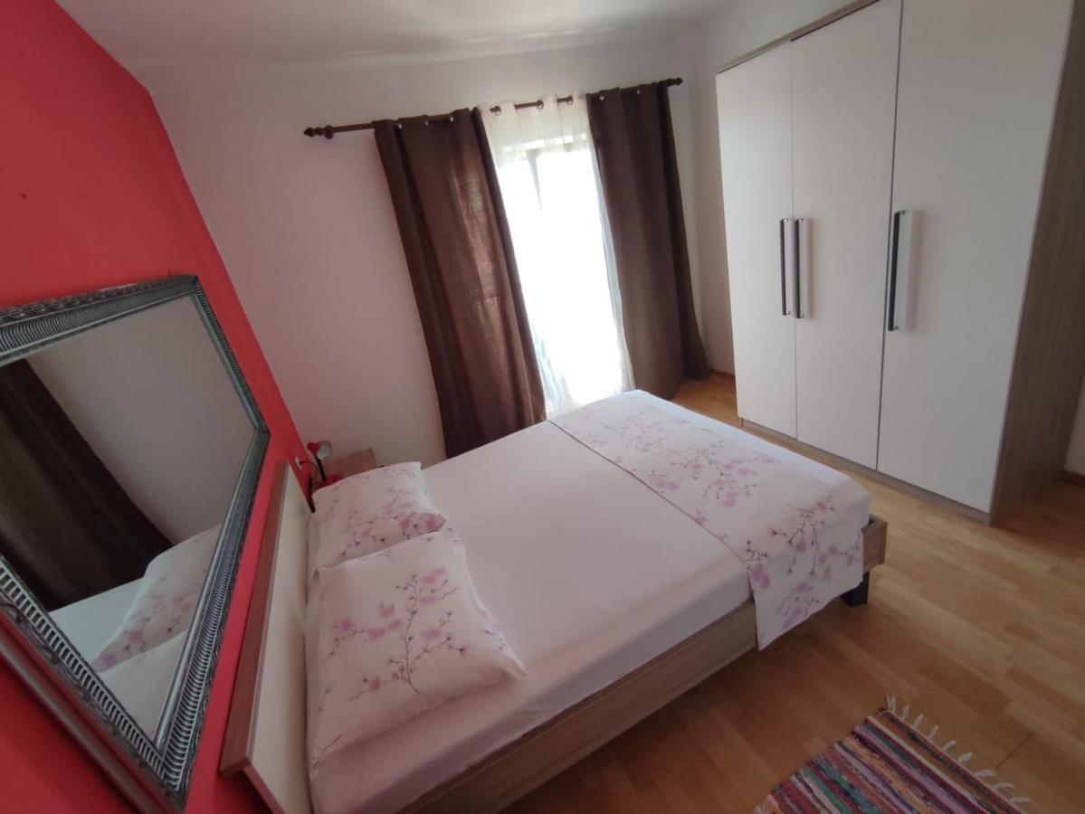 Apartments Laus Завалатица Екстериор снимка