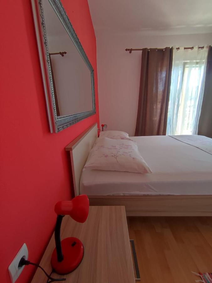 Apartments Laus Завалатица Екстериор снимка