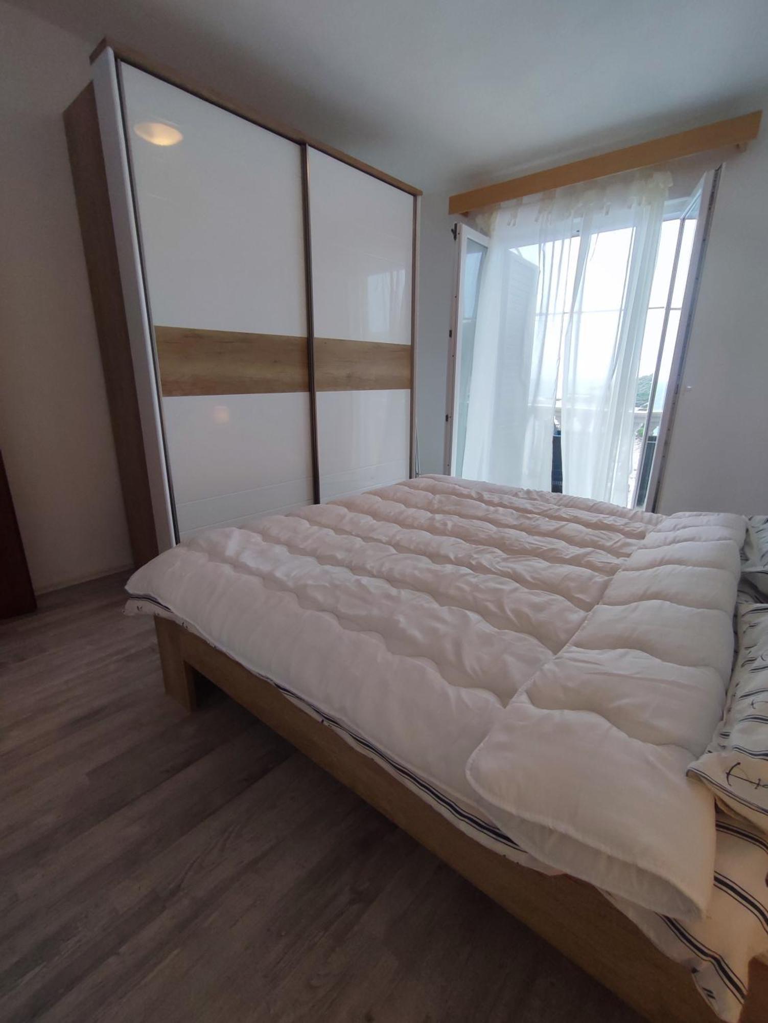 Apartments Laus Завалатица Екстериор снимка