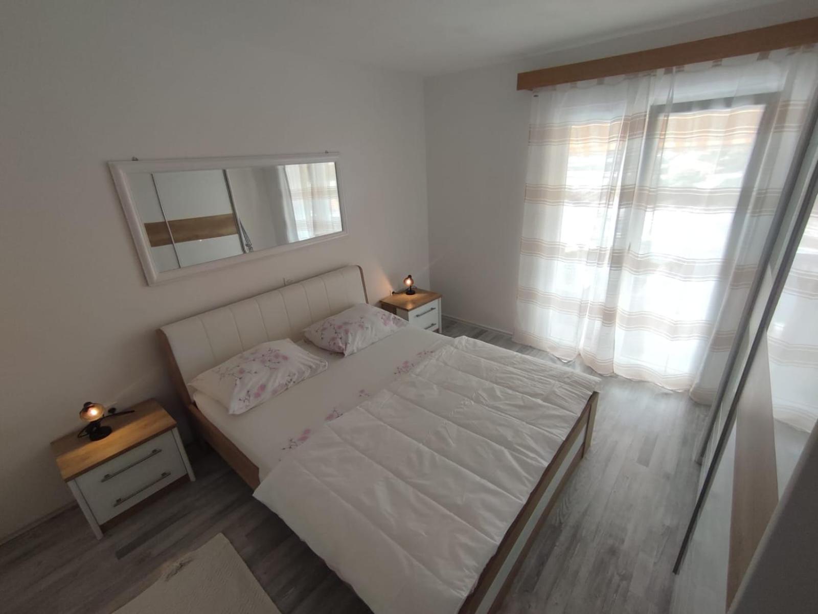 Apartments Laus Завалатица Екстериор снимка