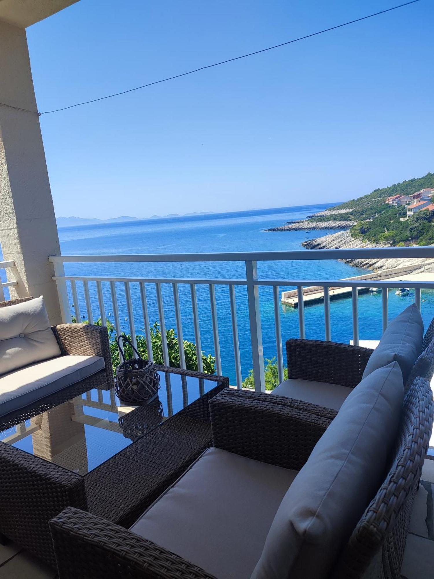 Apartments Laus Завалатица Екстериор снимка